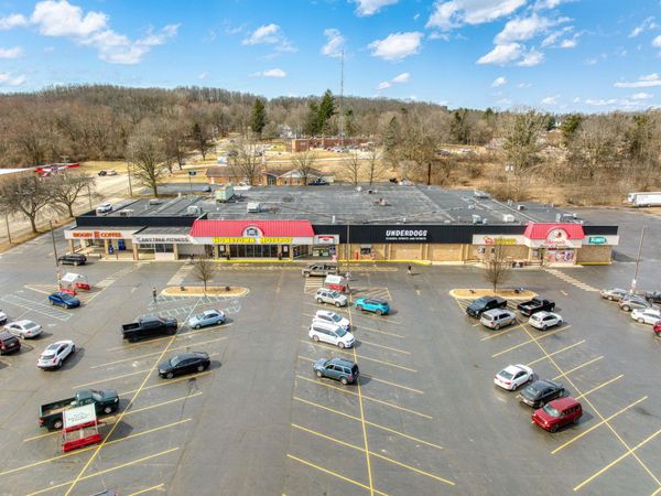 210 W Carleton Road, Unit & 325 Rail, Hillsdale, MI 49242