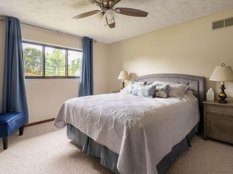 10233 N Crosset Hill Drive, Pickerington, OH 43147 Photo 23