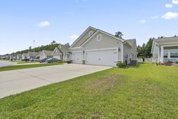 1080 Harbison Circle  photo 4