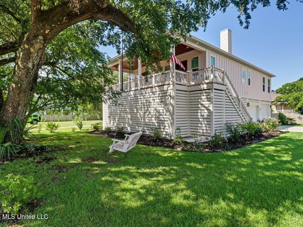 402 S Nicholson Avenue, Long Beach, MS 39560