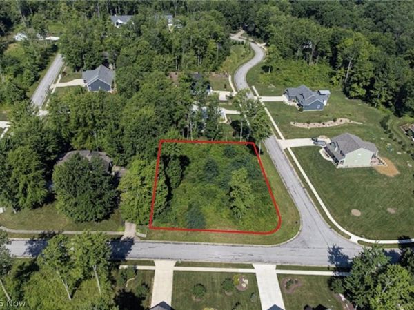 22 Foxwood Circle, Wakeman, OH 44889