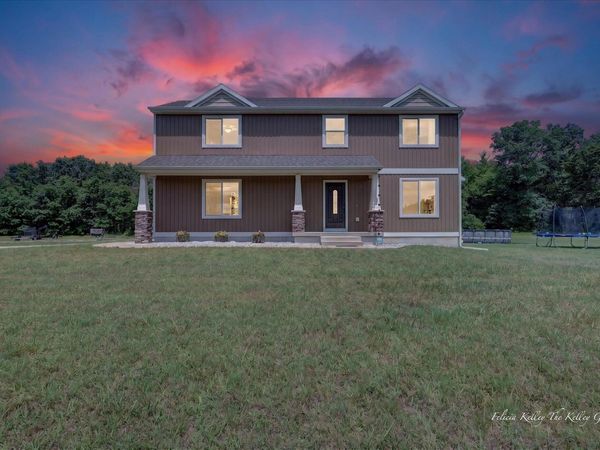 5420 S Kathryn Lane, Newaygo, MI 49337