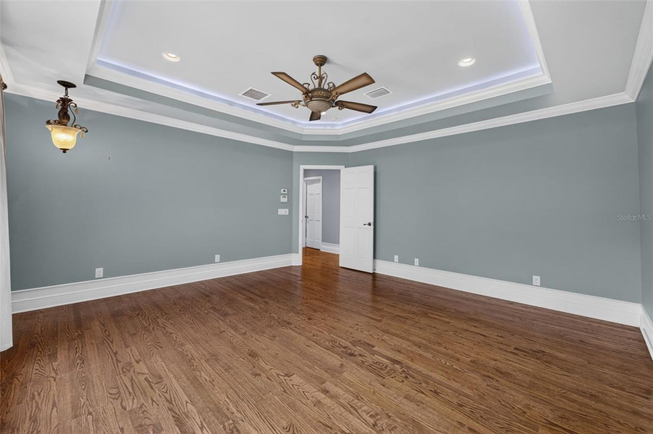 2410 Lake Shore Drive, Orlando, FL 32803 Photo