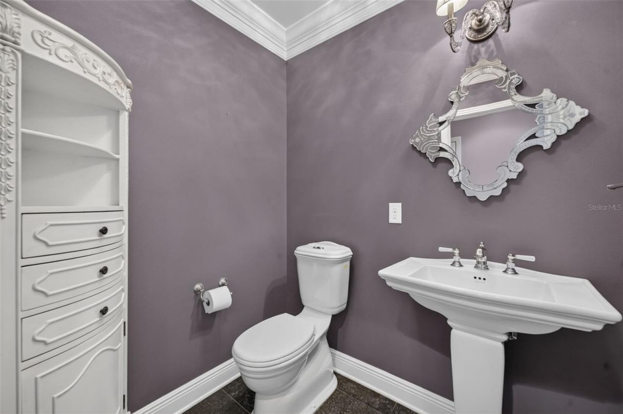 2410 Lake Shore Drive, Orlando, FL 32803 Photo