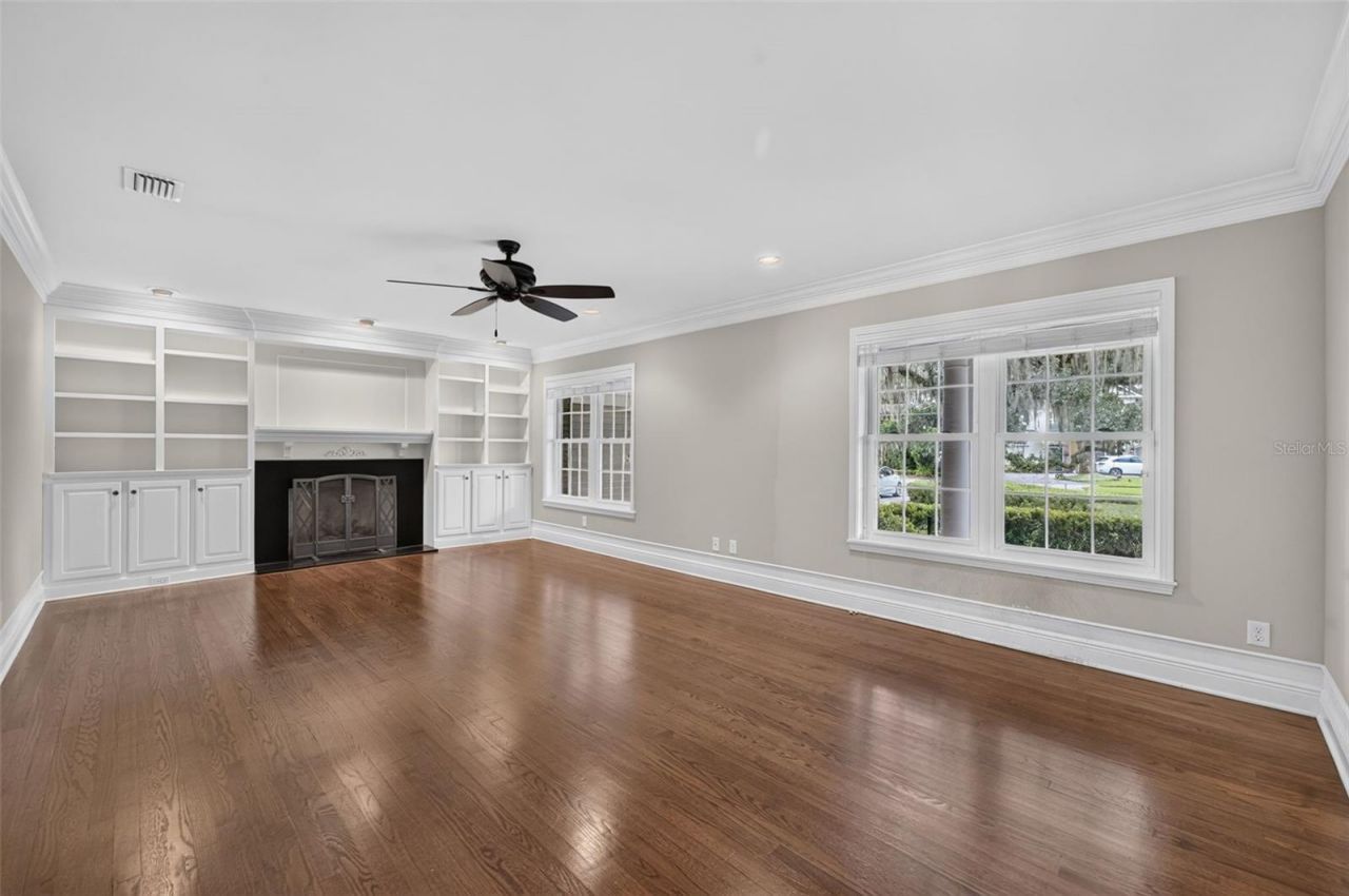 2410 Lake Shore Drive, Orlando, FL 32803 Photo