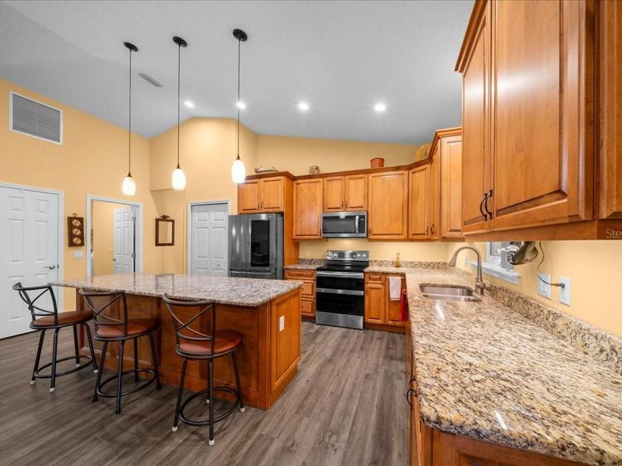 Property Image 11