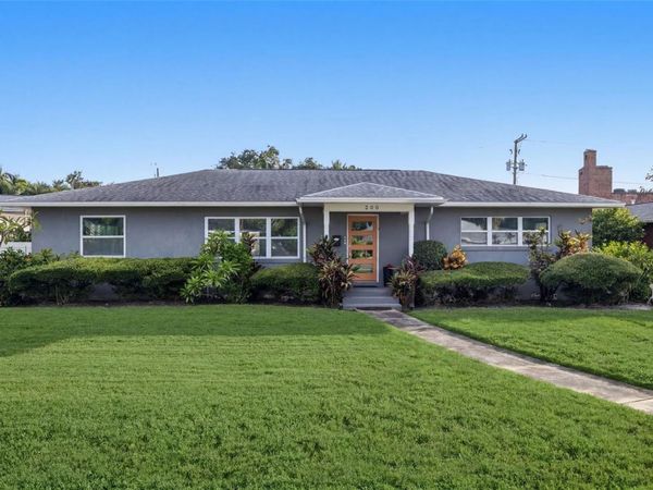 200 PARK STREET N, ST PETERSBURG, FL 33710