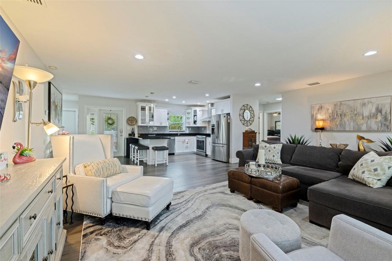 200 Park Street N, Saint Petersburg, FL 33710 Photo