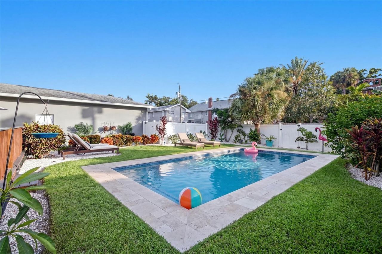 200 Park Street N, Saint Petersburg, FL 33710 Photo