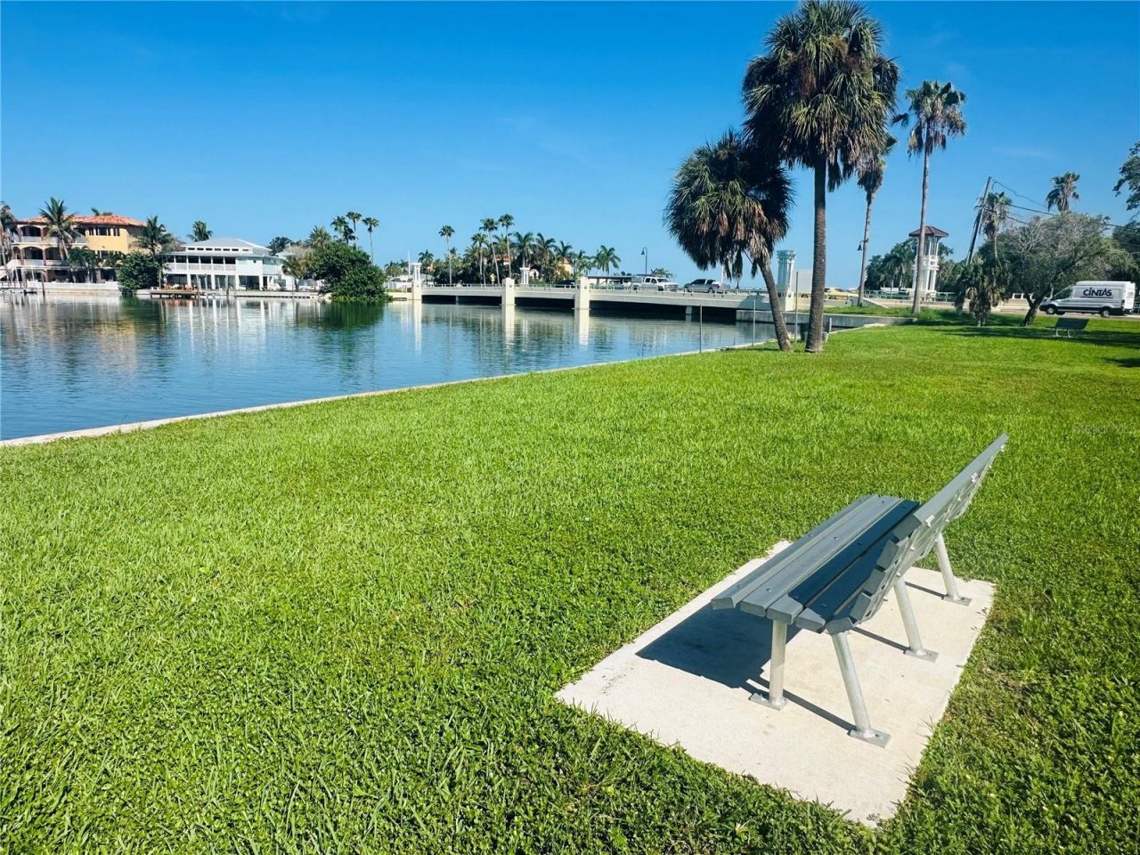 200 Park Street N, Saint Petersburg, FL 33710 Photo