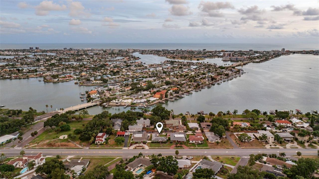 200 Park Street N, Saint Petersburg, FL 33710 Photo