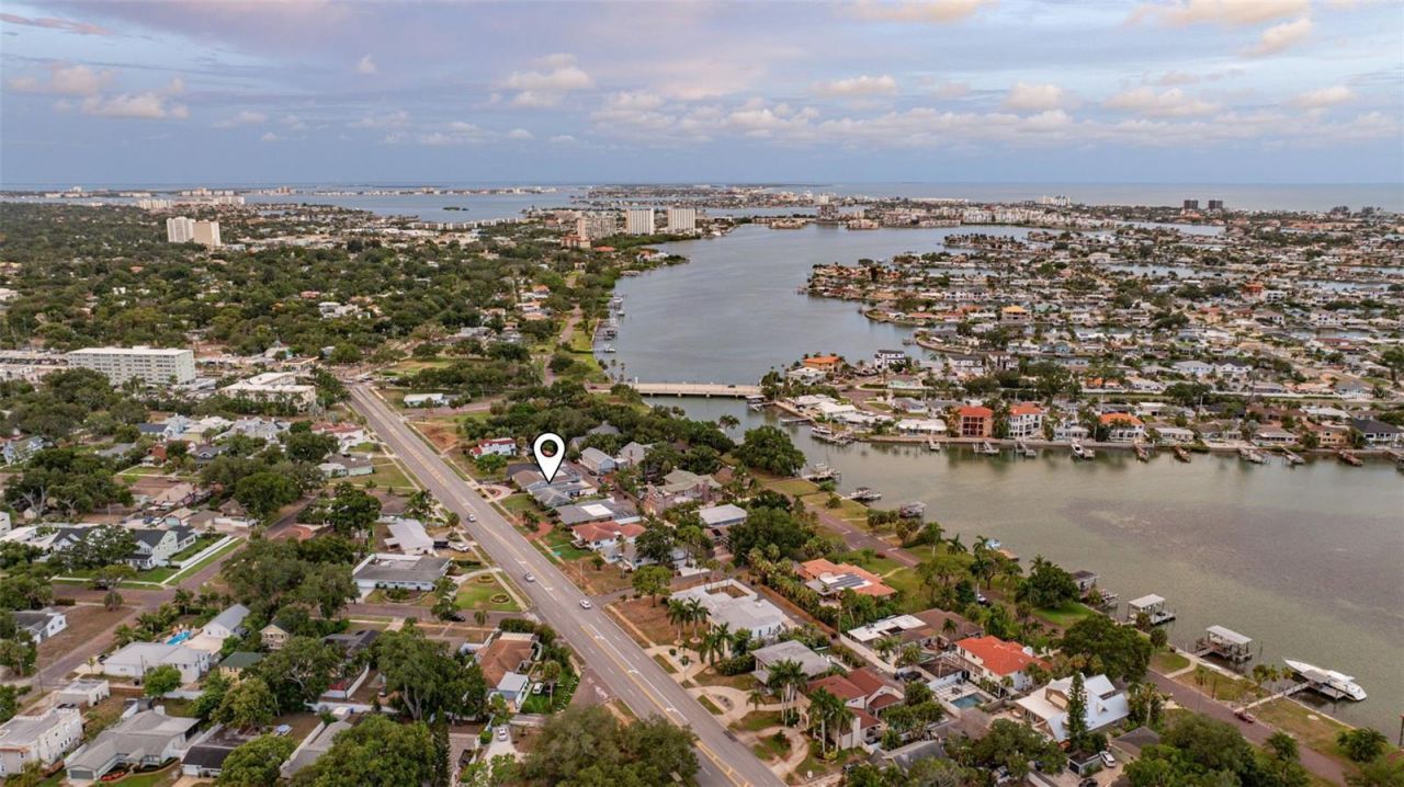 200 Park Street N, Saint Petersburg, FL 33710 Photo