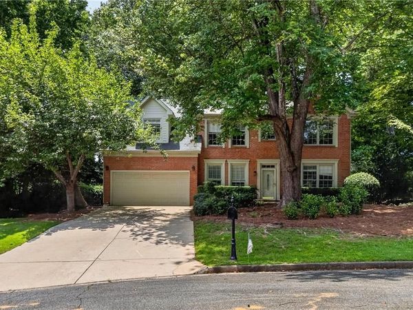4056 Watkins Glen Drive, Woodstock, GA 30189