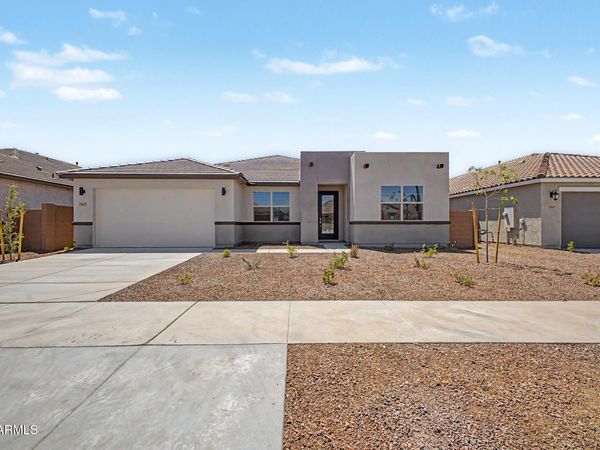 17453 W SAGUARO VISTA Drive, Surprise, AZ 85387