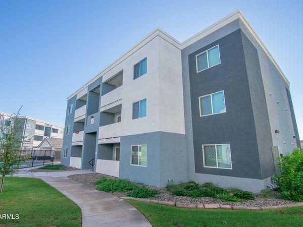12945 W GREENWAY Road, Unit 19, El Mirage, AZ 85335