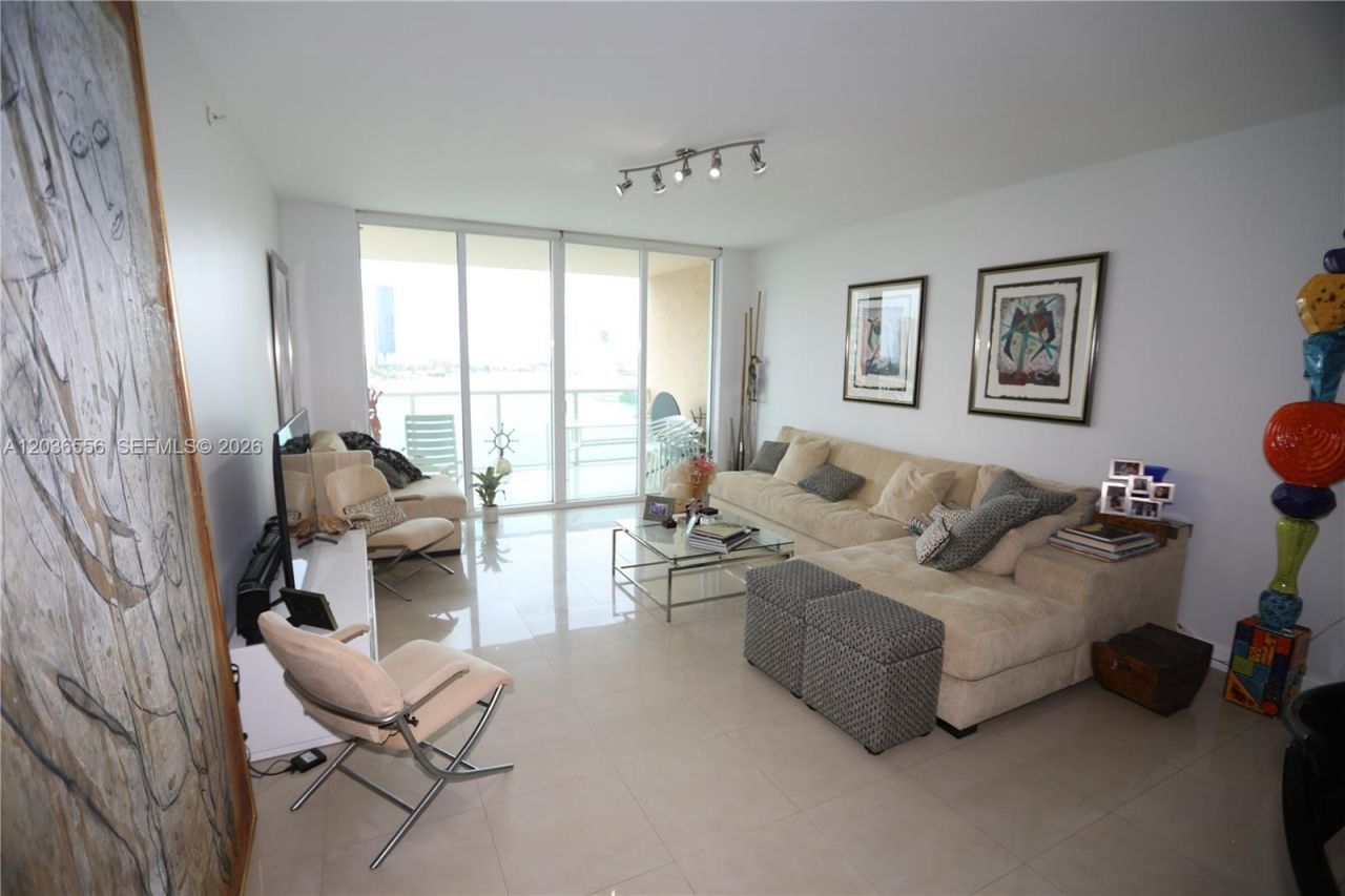 3330 NE 190th St, Unit 1312, Aventura, FL 33180 Photo