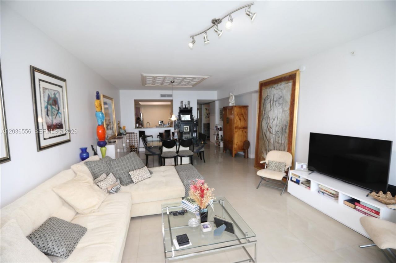 3330 NE 190th St, Unit 1312, Aventura, FL 33180 Photo