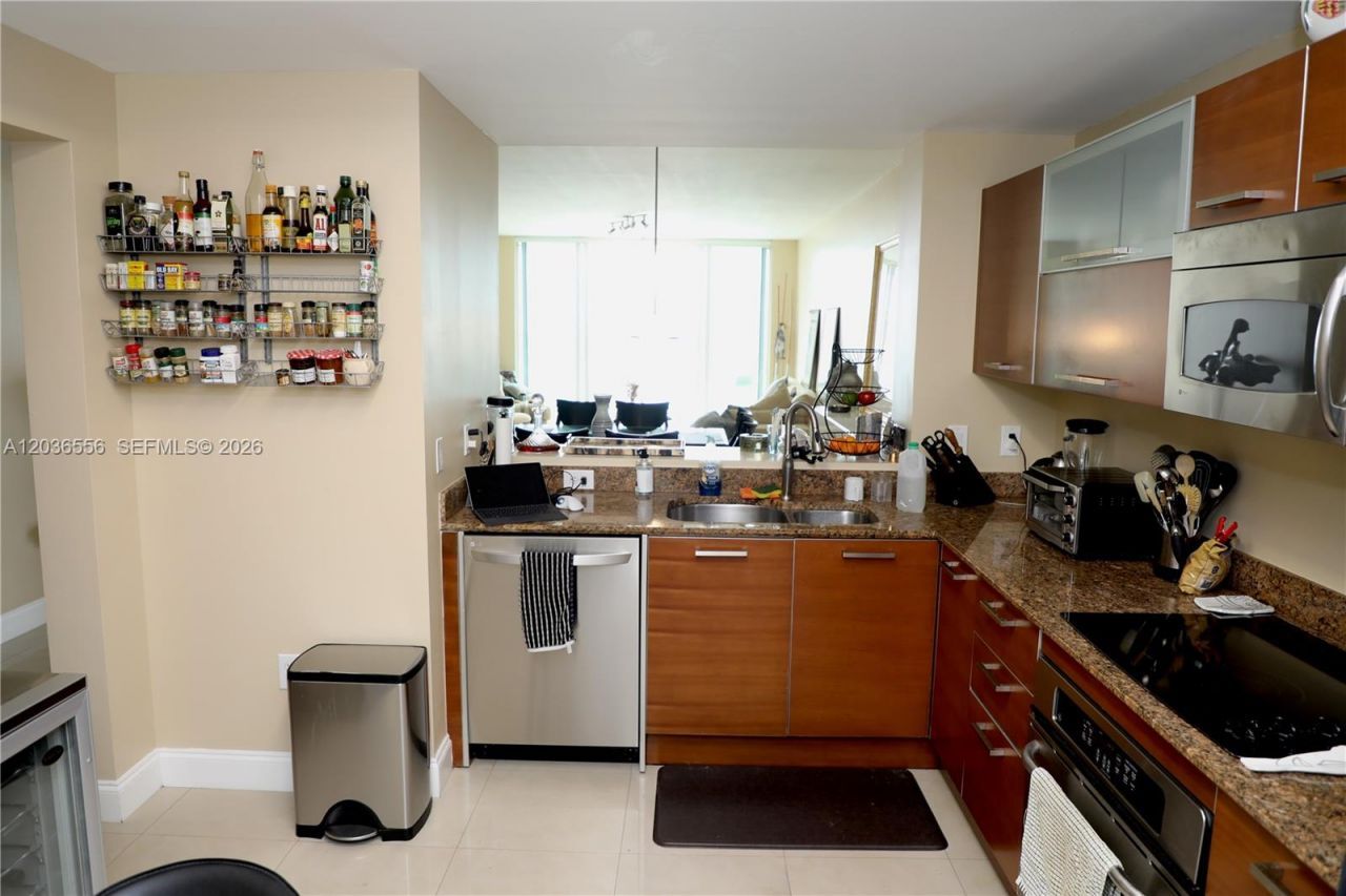 3330 NE 190th St, Unit 1312, Aventura, FL 33180 Photo