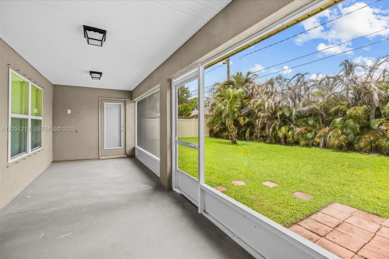 4900 NW Ironton Ave, Port Saint Lucie, FL 34983 Photo