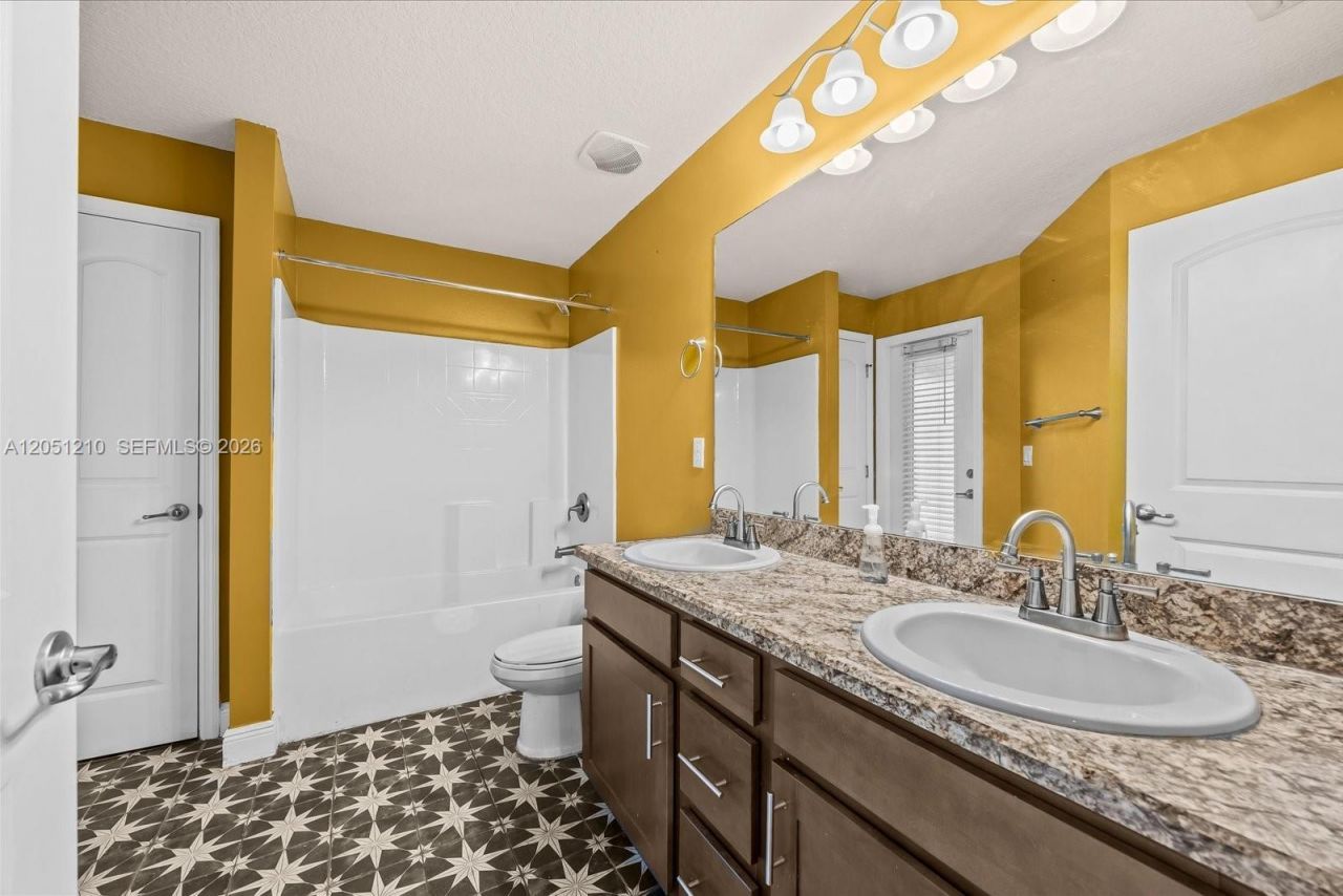 4900 NW Ironton Ave, Port Saint Lucie, FL 34983 Photo