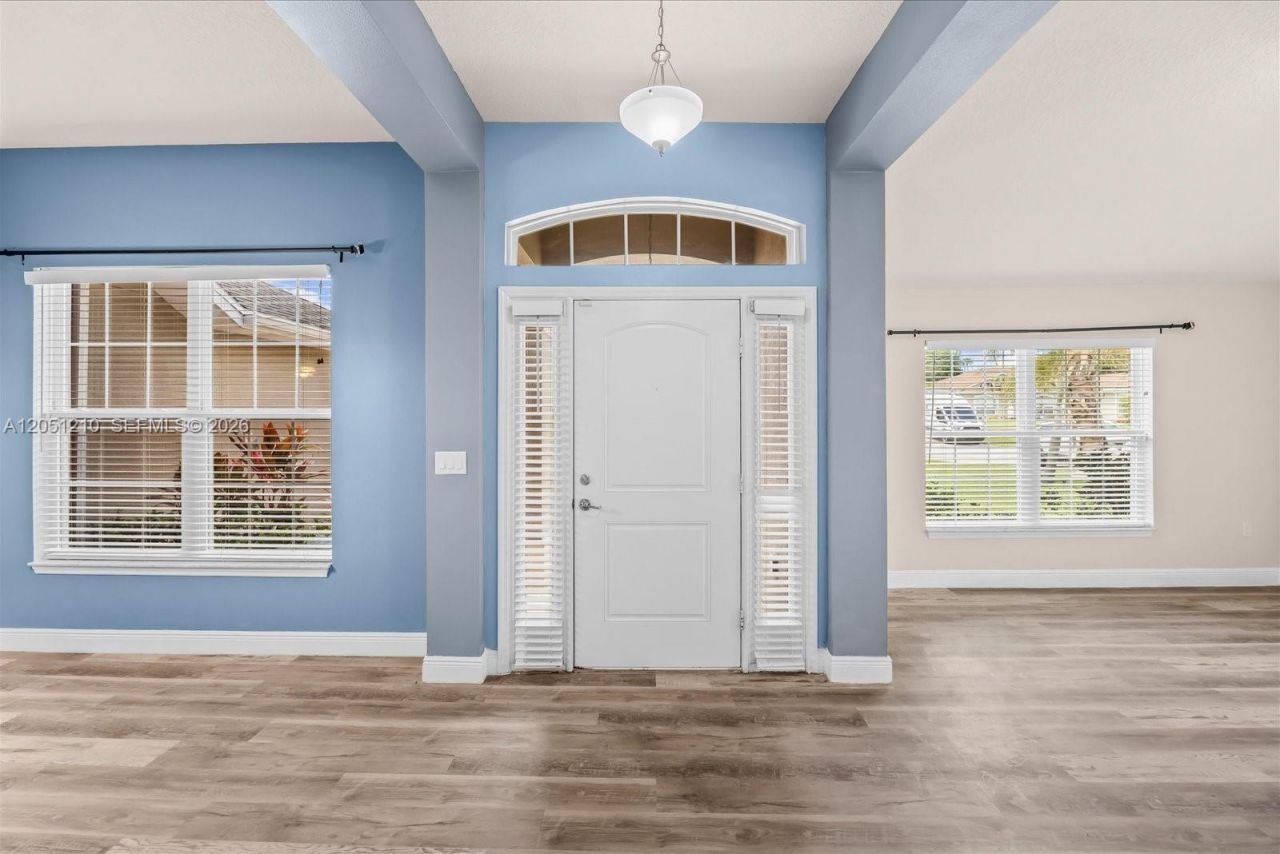 4900 NW Ironton Ave, Port Saint Lucie, FL 34983 Photo