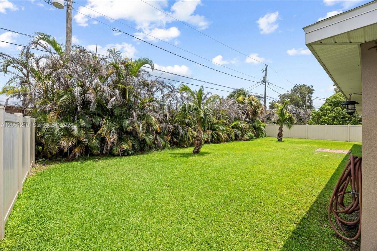 4900 NW Ironton Ave, Port Saint Lucie, FL 34983 Photo