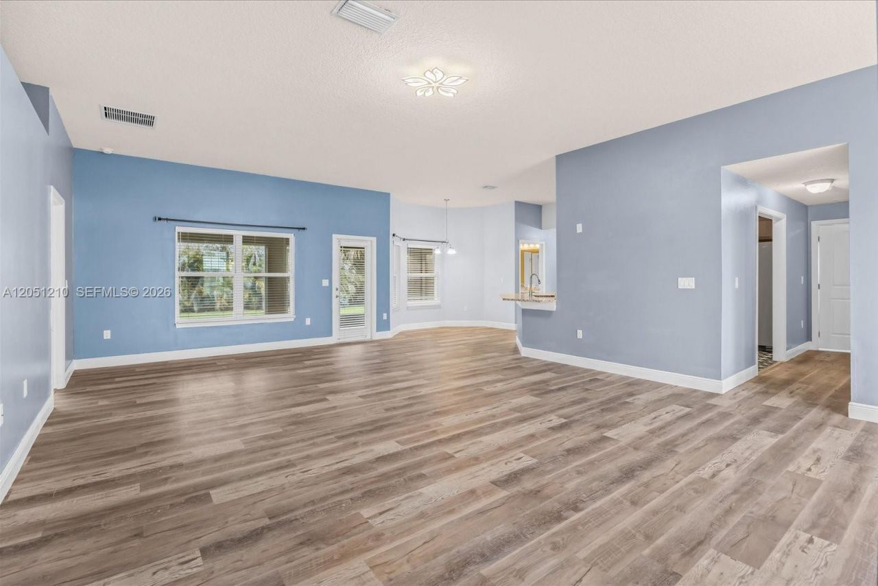 4900 NW Ironton Ave, Port Saint Lucie, FL 34983 Photo