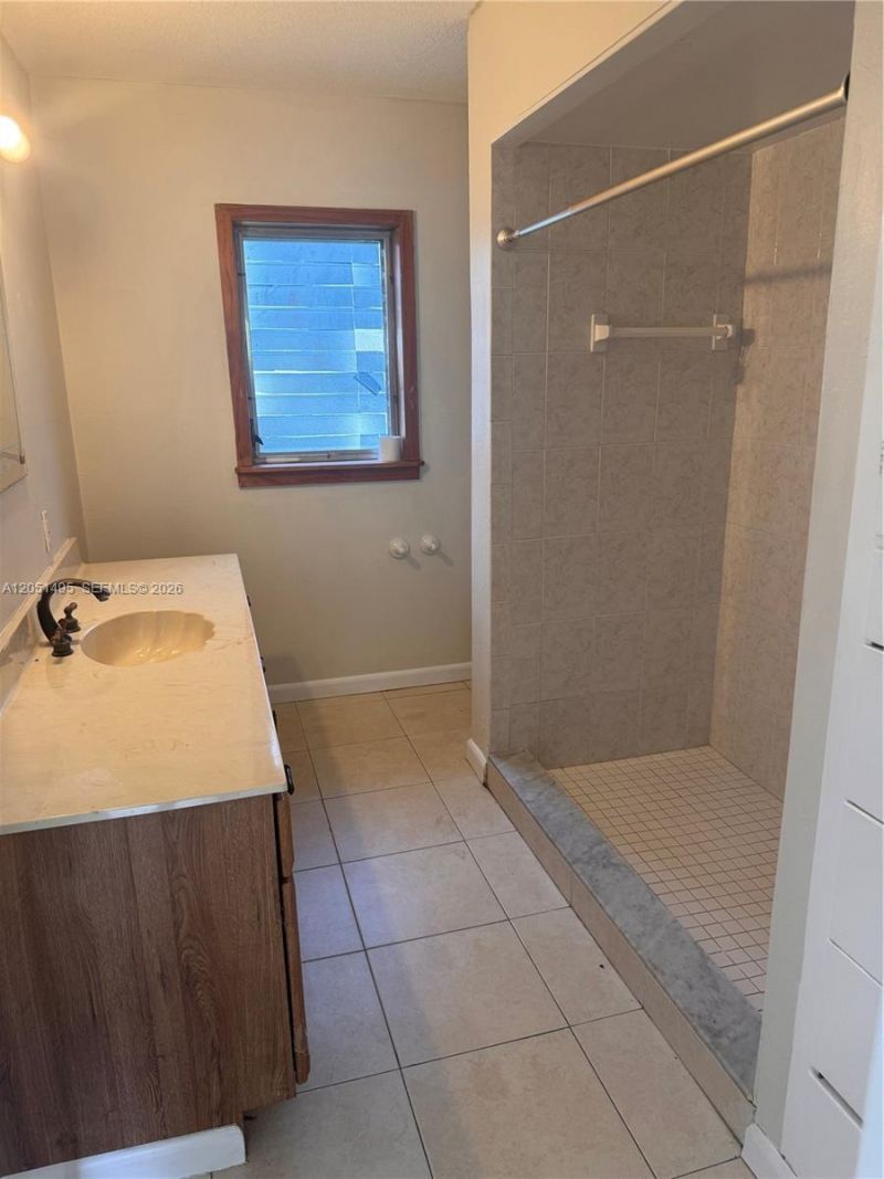 1701 Sunrise Blvd , Fort Pierce, FL 34950 Photo