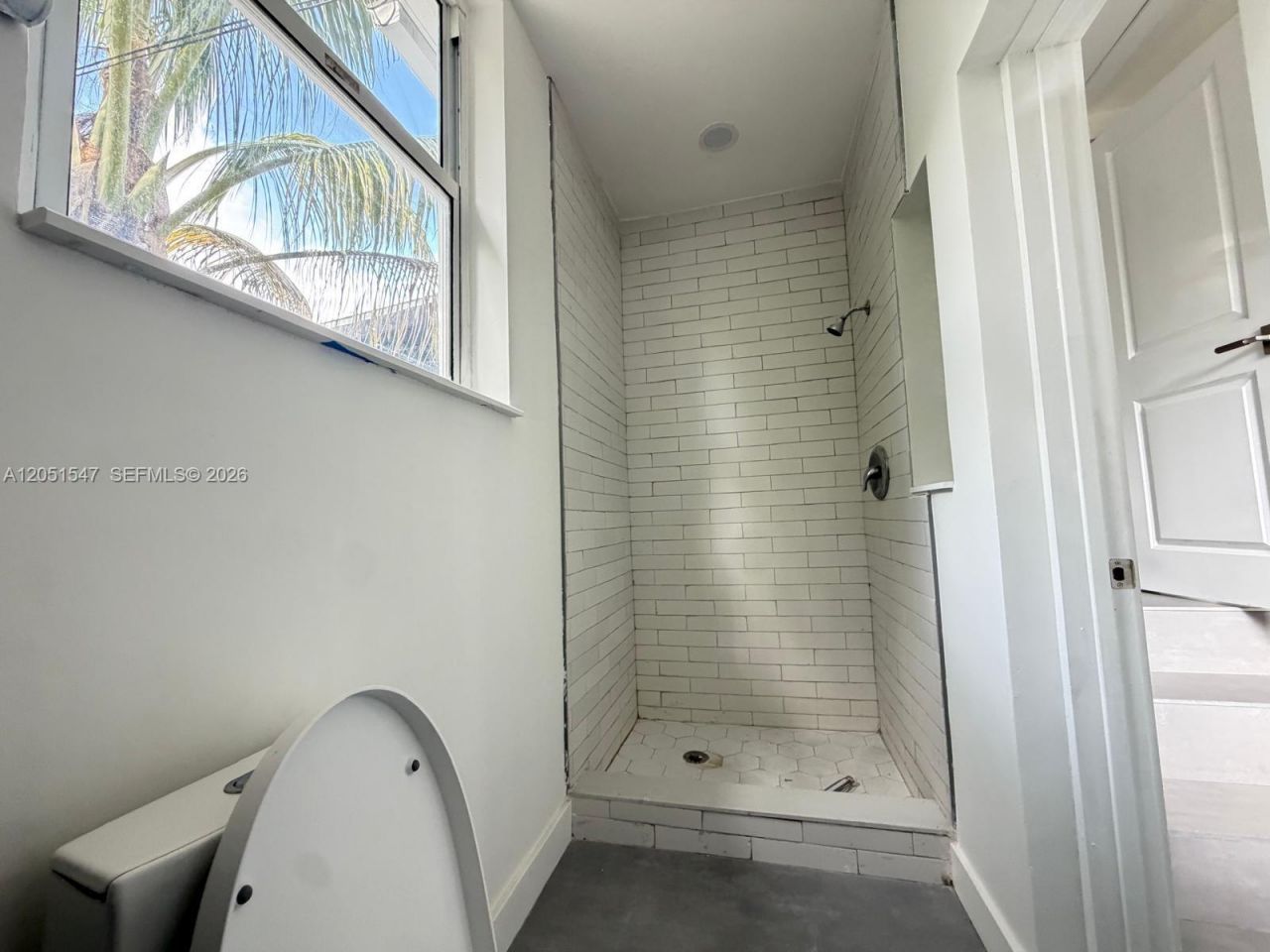 859 NE 115th St , Biscayne Park, FL 33161 Photo