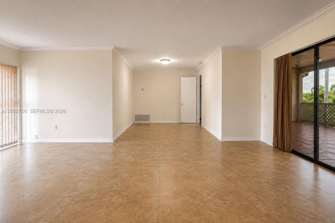 9320 NW 13th St, Pembroke Pines, FL 33024 Photo