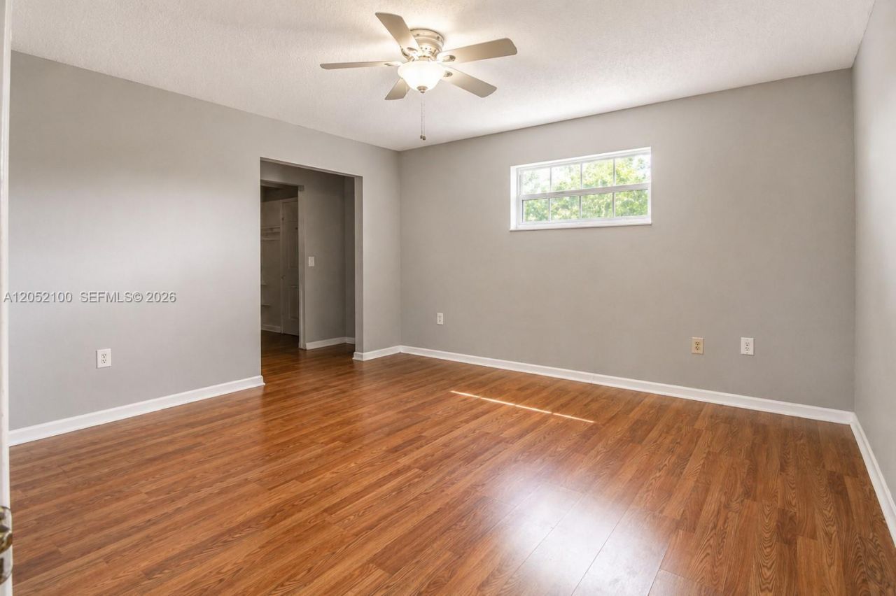 9320 NW 13th St, Pembroke Pines, FL 33024 Photo
