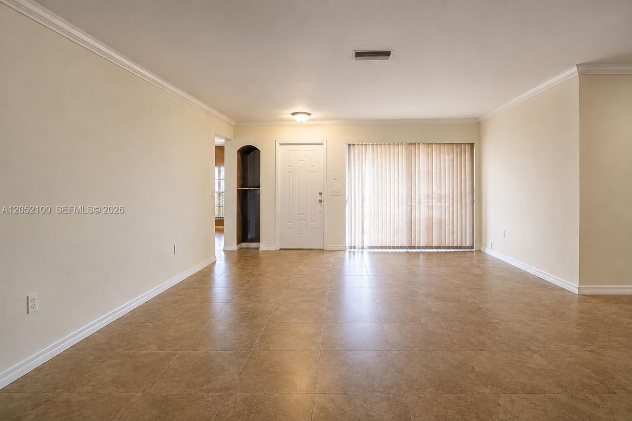 9320 NW 13th St, Pembroke Pines, FL 33024 Photo