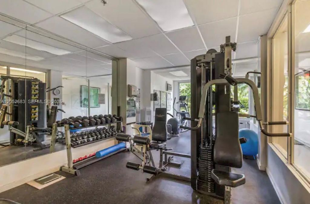 255 W 24th St , Unit 302, Miami Beach, FL 33140 Photo