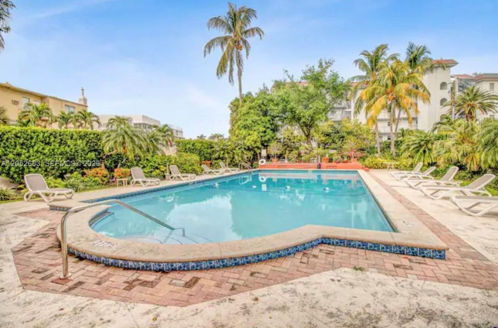 255 W 24th St , Unit 302, Miami Beach, FL 33140 Photo