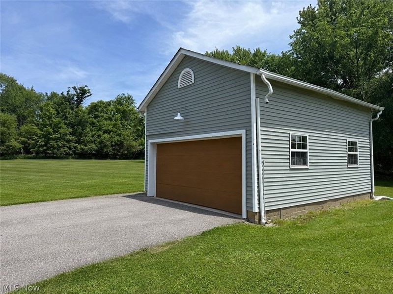 17835 Chillicothe, Chagrin Falls, OH 44023 Photo 13