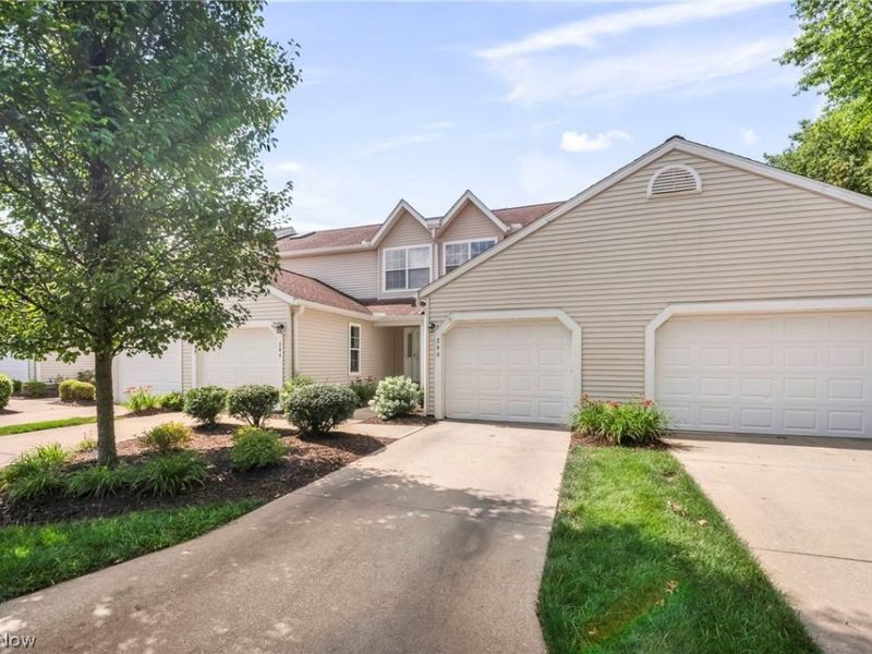 246 Steeple Chase Run, Northfield, OH 44067 Photo 3