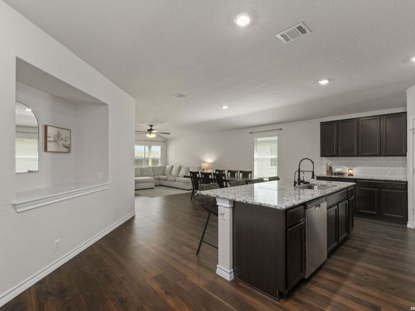 808 Red River, Cibolo, TX 78108