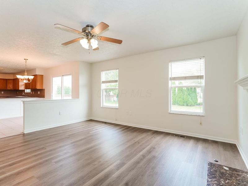 4284 Promenade Avenue , Grove City, OH 43123 Photo 3