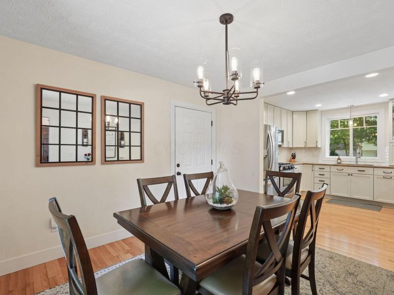 7431 Saunderlane Road, Columbus, OH 43235 Photo 17