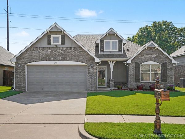 2433 S Maple Avenue , Broken Arrow, OK 74012