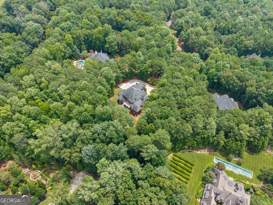 Property Image 100