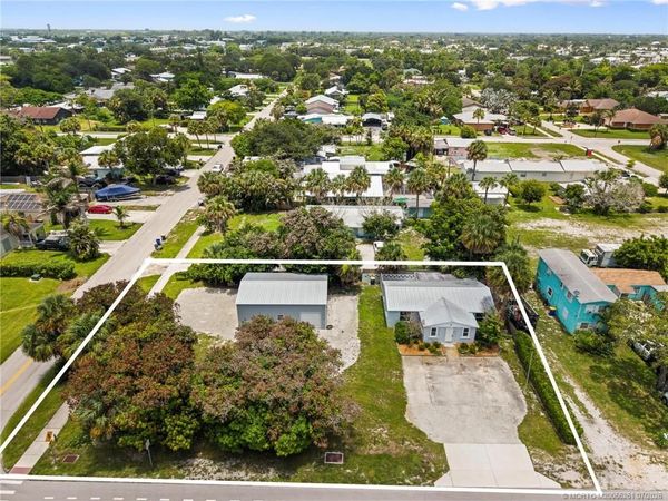 3915 SE Salerno Road , Stuart, FL 34997
