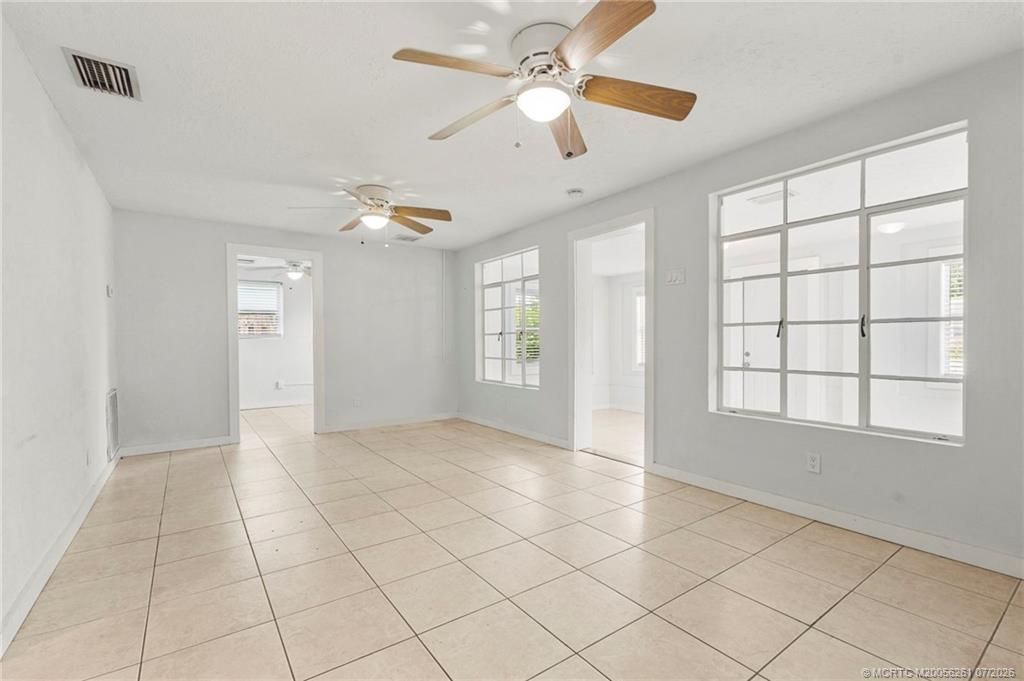 3915 SE Salerno Road , Stuart, FL 34997 Photo