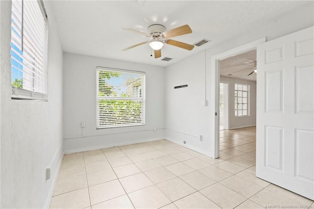 3915 SE Salerno Road , Stuart, FL 34997 Photo