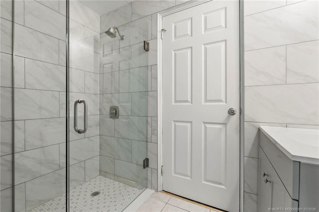 3915 SE Salerno Road , Stuart, FL 34997 Photo