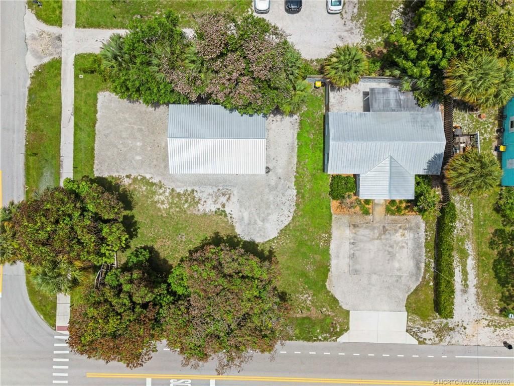 3915 SE Salerno Road , Stuart, FL 34997 Photo