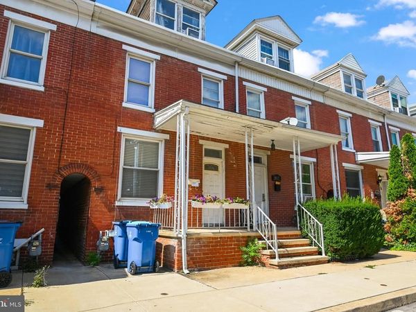 1039 W POPLAR STREET, YORK, PA 17404