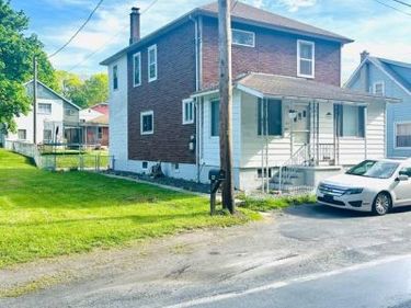 221 MAIN STREET, TREMONT, PA 17981
