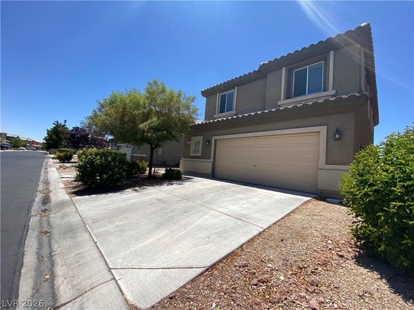 489 Foster Springs Road , Las Vegas, NV 89148