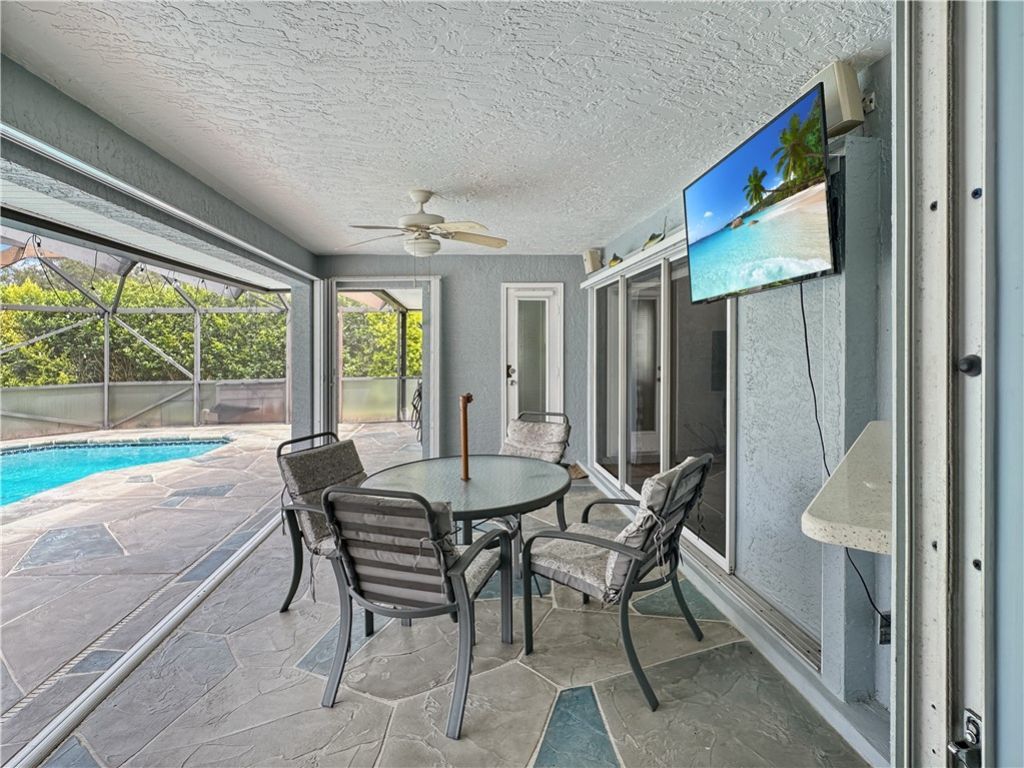 4105 Smokey Pines Court, Fort Pierce, FL 34951 Photo